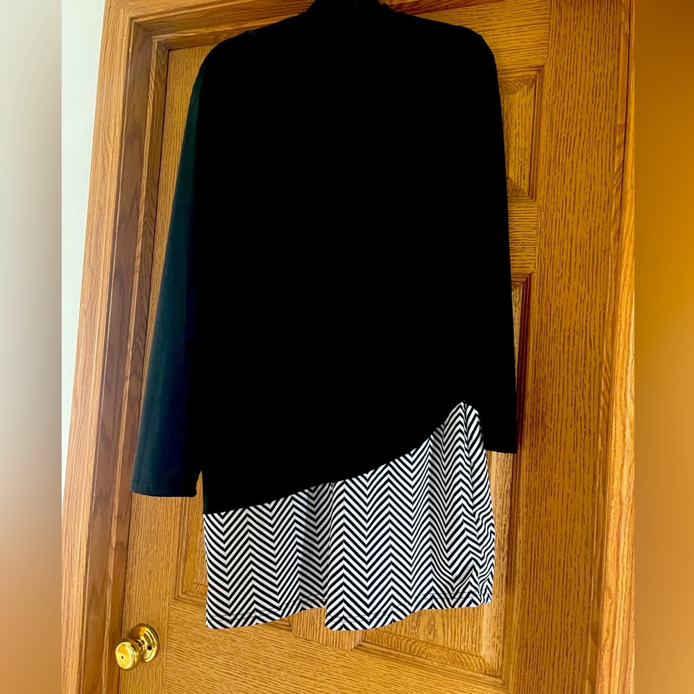 very soft looks gorgeous with leggings or nylons